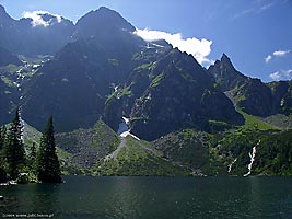 Morskie Oko na tle Miguszowieckich i Mnicha